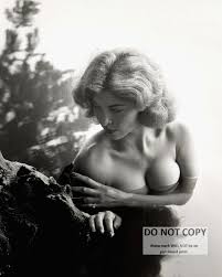 ACTRESS TINA LOUISE PIN UP - 8X10 PUBLICITY PHOTO (SP472) | eBay