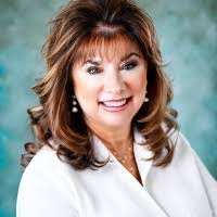 Susan Poli's Instagram, Twitter & Facebook