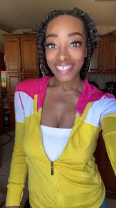 Closed today 🍾🎉🙌🏽 I'm an official resident in the cityyyyyy 😎 Let's  connect, talk about building credit, buying properties, growing our  businesses etc. I'd LOVE to connect with some like minded women