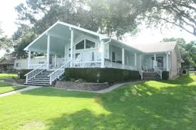 Cedar Creek Lake Vacation Rental Home In Payne Springs Tx 75156 La Vida Loca Cottage Sleeps 10 Lakeho Lake Vacation Rental Lake Vacation Lake House Rentals