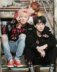 Auf instagram, youtube und twitter halten die jungs die community stets auf dem laufenden! Pin By Ugh Its Isabella On Bts Bts Jimin Yoonmin Bts Not Today