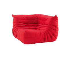 Togo small settee är en unik soffa från varumärket ligne roset, designad av michel ducaroy år 1973. Togo Eckteil Hochwertige Designerprodukte Architonic