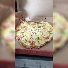 Luego de este juego de cocina con sara, se te abrirá el apetito y hasta te animaras de preparar uno en casa. Control Pizzas Home Facebook