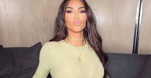 Kim kardashian total income is composed of her various endeavours. H Lnplnakf3r M