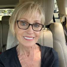 Cynthia Jaynes (@jaynes_cynthia)