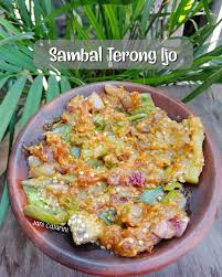 Sudah lama rasanya saya nggak masak sambel terong. Sambal Terong Ijo 1 Buah Terong Hijau Resep Ayam Laziz Facebook