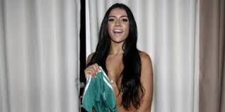 Sexy Brasilianerin strippt nach Cup-Sieg