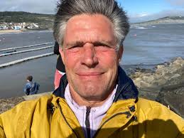 I love the wisdom this great writer-man has shared with us about life and  how to live it...