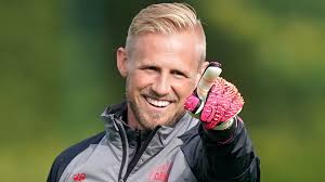 Peter schmeichel is the father of kasper schmeichel (leicester city). Im1 Fipflhtz1m