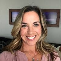 Bonnie Robles's Instagram, Twitter & Facebook