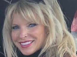 Alice Bode's Instagram, Twitter & Facebook