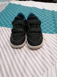 Zapatillas Adidas niño N°27 de segunda mano por 4 EUR en Parla en WALLAPOP