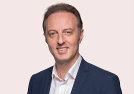 Liste der Biografien/Kara