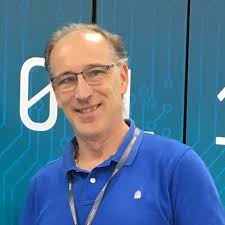 Learning Computer Architecture with a Visual Simulation of RISC-V  Processors