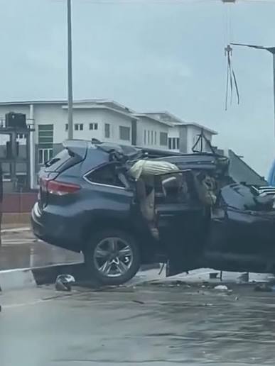 Tems' Manager, Donawon, Survives Car Crash in Lagos