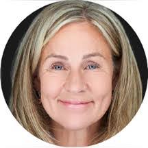 Rebecca Morrill's Instagram, Twitter & Facebook