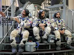 They also have to pass a grueling selection process that is about 74 times harder than getting into harvard university. Astronaut Tips To Survive Lockdown Talk Teamwork And Treats Euractiv Com