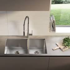 Undermount kitchen sinks have a very distinctive lip on their edges, which makes it easier to mount them below the surface of your countertop. News Kbauthoritynews Kbauthority