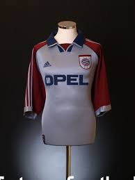 The official fc bayern pro shop has all the authentic jerseys, hats, tees, apparel and more at shop.cbssports.com. 1998 99 Bayern Munich Champions League Shirt L For Sale