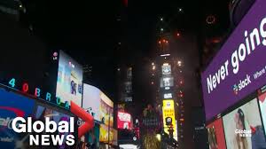 Ora locale nella città di new york : Video New York Ca Niciodata De Revelion Piata Times Square Aproape Pustie La Miezul Noptii Mobile