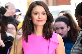 The next generation (2001) and elena gilbert and katherine pierce on vampyyripäiväkirjat (2009). Nina Dobrev Sie Zeigt Ihren Neuen Freund Gala De