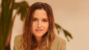 Ana Fernández nos habla de sus nuevos retos y su vida junto a un 'rockero'