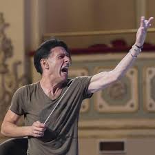 Ezio Bosso Clouds The Mind On The Re Wind C E Chi Si Rifiuta Di Affittare Una Casa A Un Foggiano E Chi Come Ezio Bosso Eziobosso Viene A Foggia Si Trova Benissimo Personaggi Instagram Sfondi Iphone