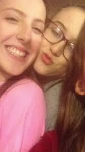 Mackenzie Ambrose's Instagram, Twitter & Facebook