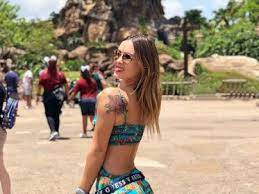 Esta vez fue la ex chica rojo quien se mostró feliz al sumar esta gran cantidad de fans a su cuenta de instagram. Maura Rivera Enciende Instagram Con Audaz Bikinazo Desde Miami