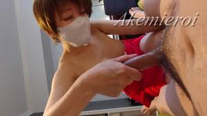 40代 淫乱熟女 生ハメ 中出し 素人 個人撮影 スレンダー