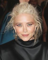 Hair care celebrities lifestyle artist celebrities have to look cool to draw the attention of fans with fashion artist striking new fashion hair, hair style. Celebrities With Gray Hair Fashion