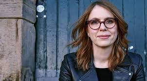 Lori Kesner's Instagram, Twitter & Facebook