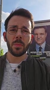 Pinke Gummistiefel gegen den roten Sumpf!