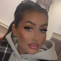 10+ "Kayla Slade" profiles