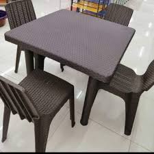 It can be a stand alone pool side piece or set with a table. Jolly Plastic Rattan Table And Chair Lazada Ph