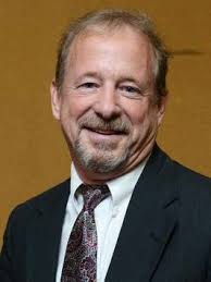 Incumbents retain city council seats