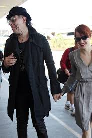 Marilyn manson left lindsay usich attend la editorial stock. Shock Rocker Marilyn Manson At Lax With Girlfriend Lindsay Usich Famousfix Com Post