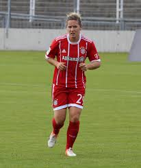 Fc köln hintergrund mit fc köln logo und ein lieben herz von feuer und flammen (hd fussball wallpaper). File Nicole Rolser Bl Fcb Gg 1 Fc Koeln Muenchen 3 Jpg Wikipedia