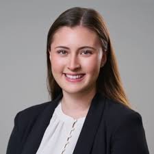 I'm excited to share that I will be returning to O'Melveny as a Litigation  Associate next fall! Thank you to everyone in the San Francisco office for  a wonderful summer experience. |