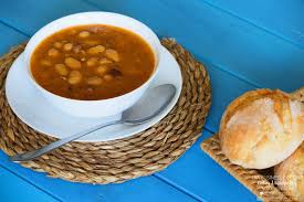 In questo video spiego il significato del modo di dire italiano essere una pentola di fagioli e faccio alcuni esempi con questa espressione. Zuppa Di Fagioli Zolfini Business E Cucina