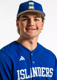 Tristan Crane's Instagram, Twitter & Facebook