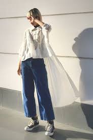 Japanese Street Style Proves That Oversized Is Everything Japan Fashion Street Japanese Street Fashion Street Style Trends