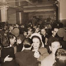 Dancing Coupole 1950 Jpg Expo L Age D Or De La Coupole Galerie Infosbar Bars Cocktails Concours Barmen Fla La Coupole Paris Coupole Vieux Paris