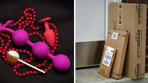 Bestellen sie morgens, können sie mit einem weiteren werktag bis zur lieferung rechnen. Amazon Und Die Mysteriosen Sex Toys Das Sagt Der Konzern Dazu Stern De
