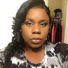 Selena Capps's Instagram, Twitter & Facebook