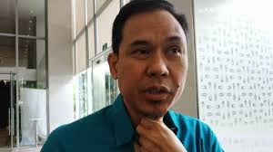 Ade menyebut tak ada perintah shalat lima . Munarman Checks In At 15 Hotels With Lily Sofia Ade Armando His Behavior Does Not Reflect
