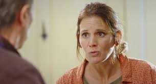 Chill & anthony rogerson vocals: Plus Belle La Vie En Avance Sophie A Une Arme Video Pblv Episode N 4138 Stars Actu