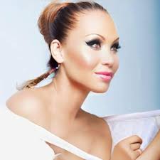 Sally Towers (@sallytowers) • Instagram photos and videos