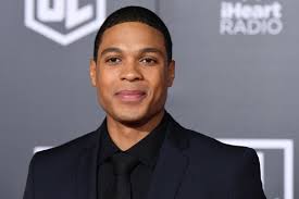 Самые новые твиты от ray fisher (@ray8fisher): Ray Fisher Net Worth 2020 Bio Age Height Wiki Celebnetworth Net