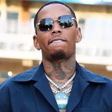 Shanta Miller's Instagram, Twitter & Facebook